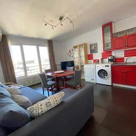 New Two Bedroom Apartment With Balcony Sofia Extérieur photo